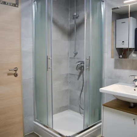 Gold Wine Estate Apartamento Podlehnik