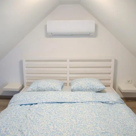 Gold Wine Estate Apartamento