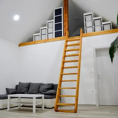 Gold Wine Estate Apartment