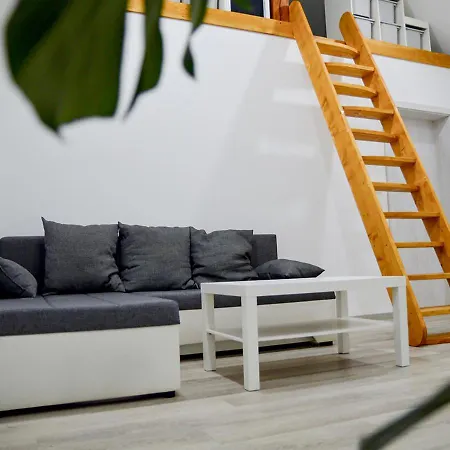 Gold Wine Estate * Podlehnik