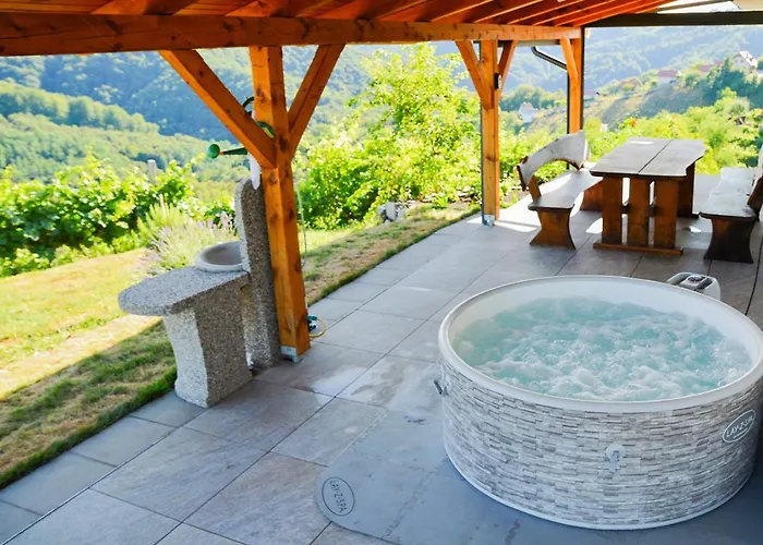 شقة Gold Wine Estate Podlehnik