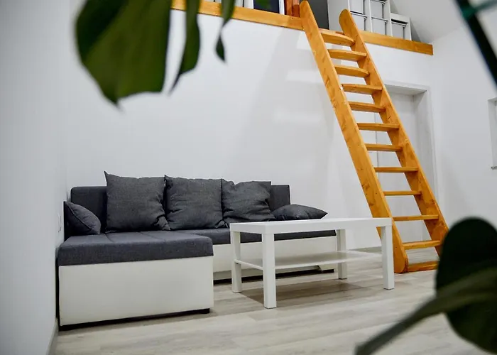 Gold Wine Estate * Podlehnik